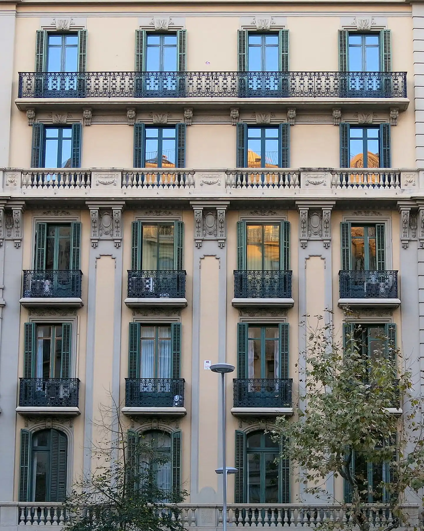 Fachada modernista del Eixample de Barcelona